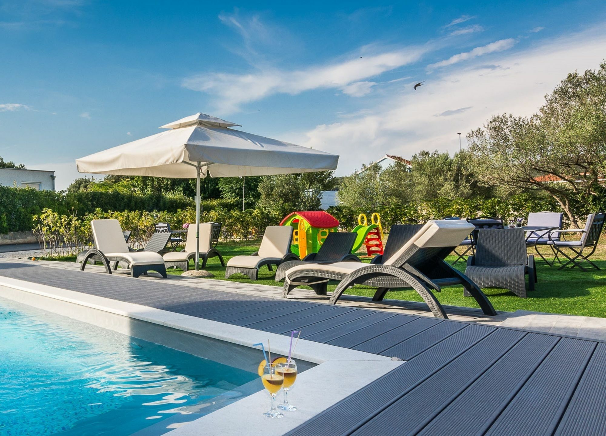 Sun Nikolina Apartma
