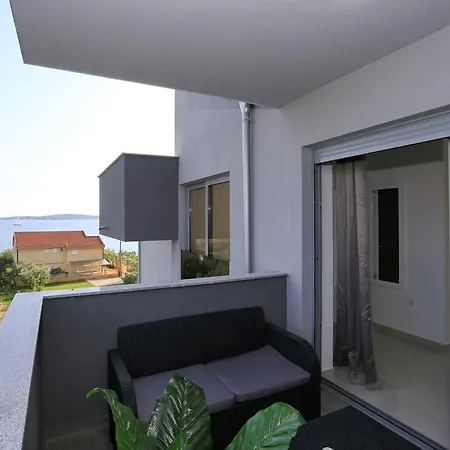 Apartments Sun Resort Nikolina Bibinje Exterior photo